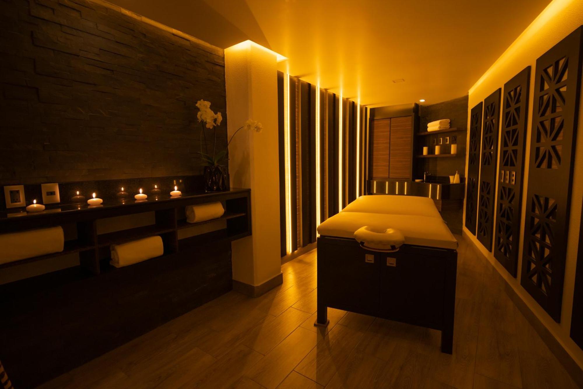 Hotel Abastos Plaza Мексико Сити Екстериор снимка