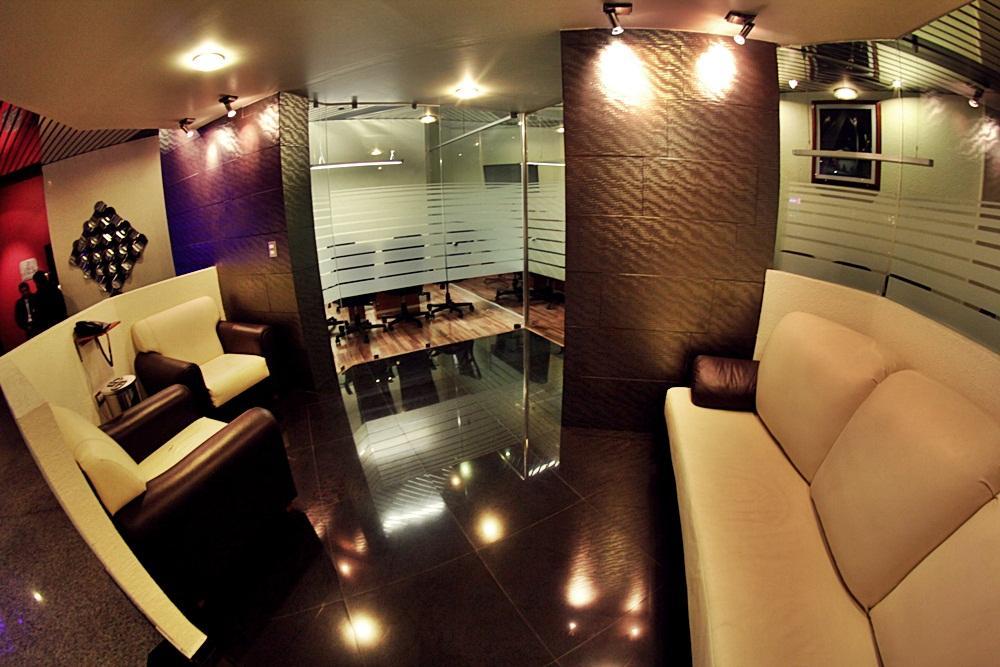 Hotel Abastos Plaza Мексико Сити Екстериор снимка