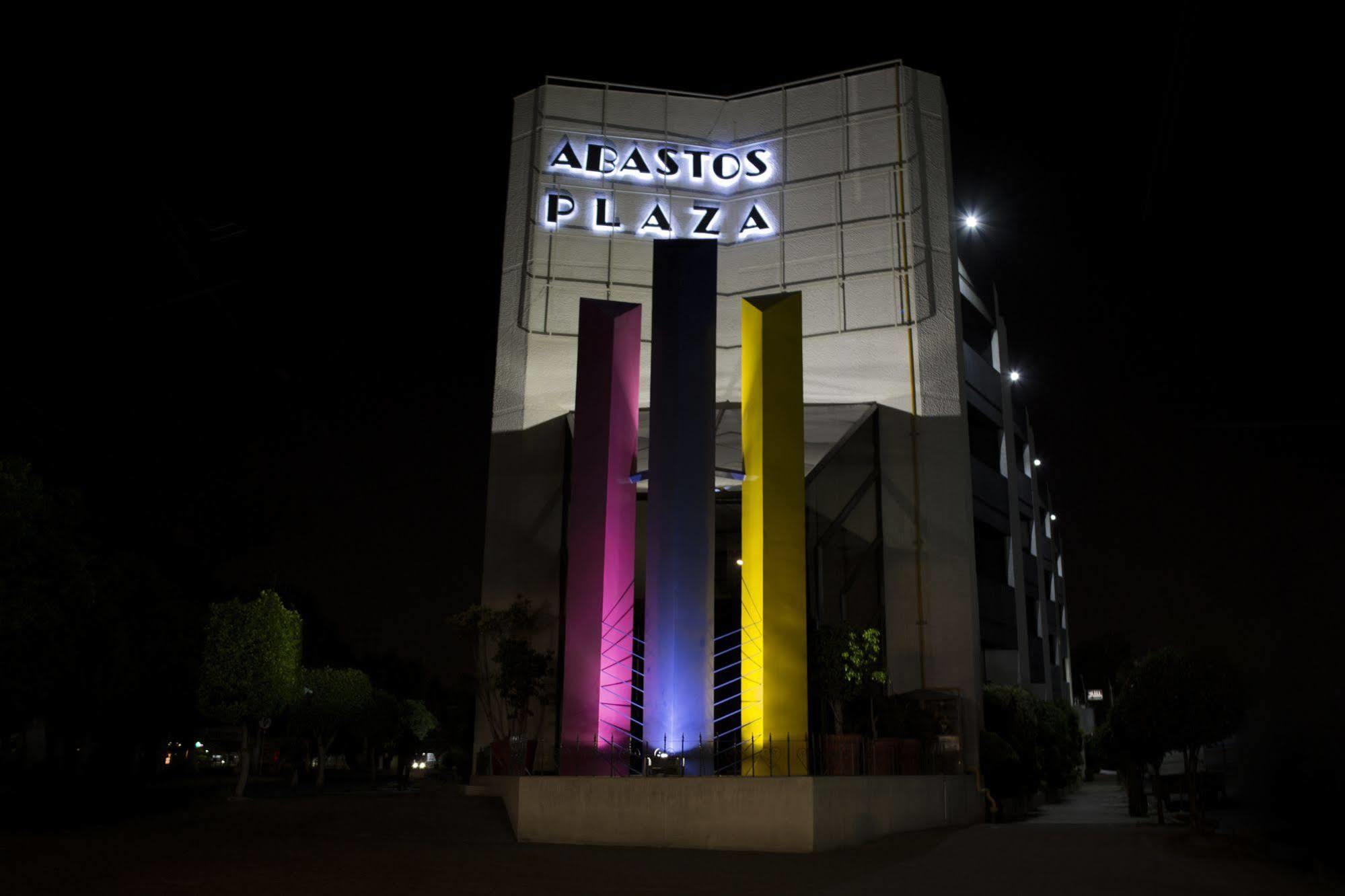 Hotel Abastos Plaza Мексико Сити Екстериор снимка