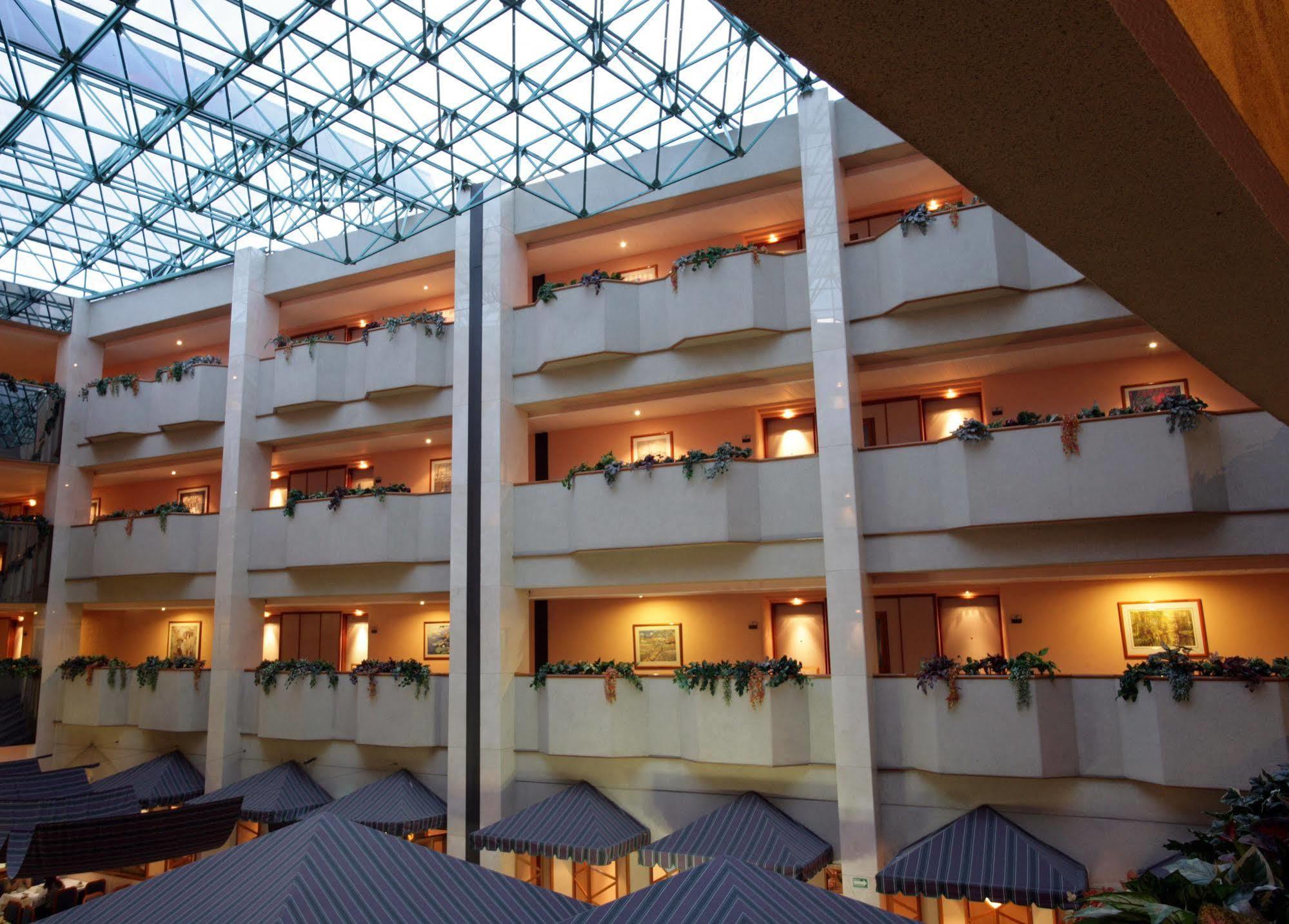 Hotel Abastos Plaza Мексико Сити Екстериор снимка
